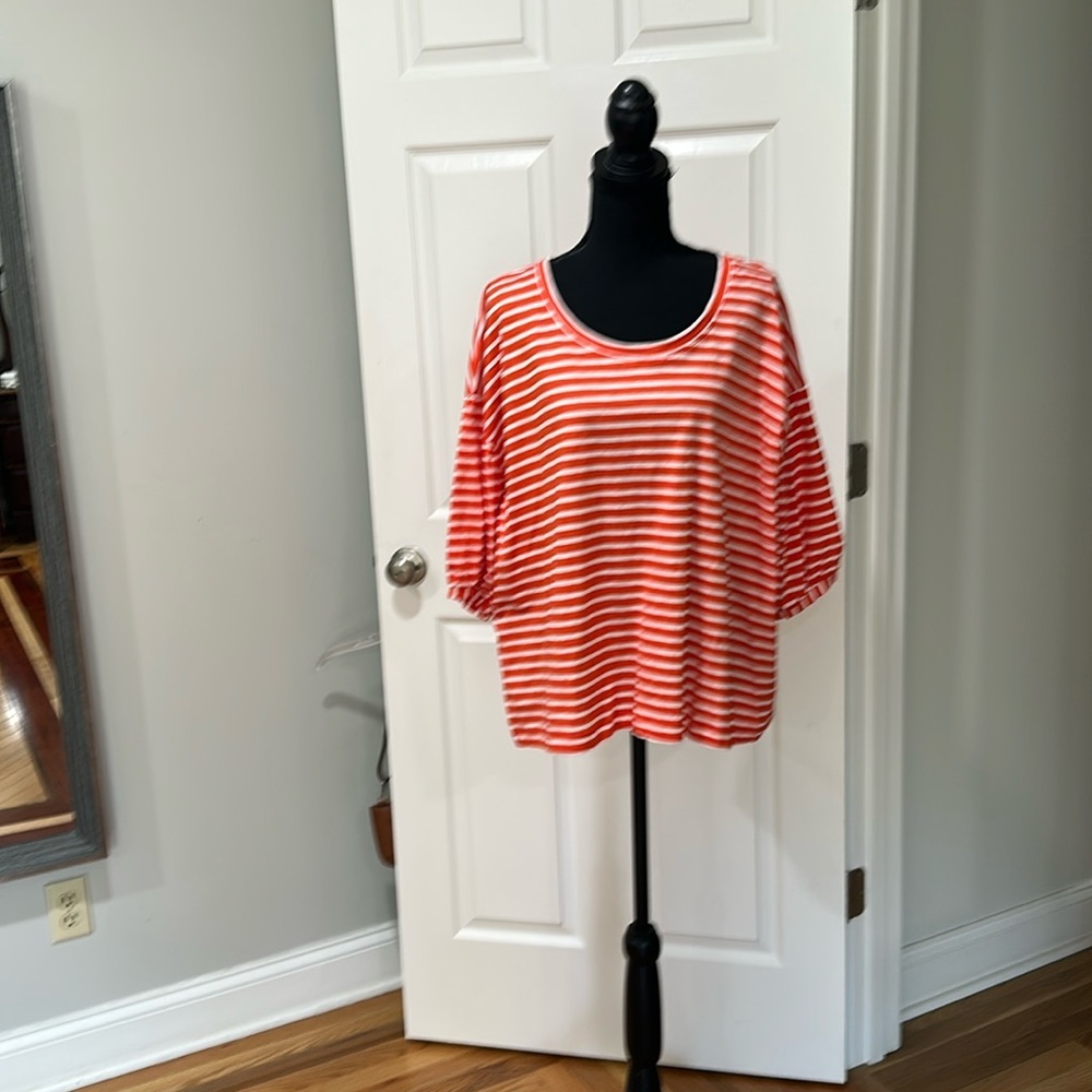 Cabi Poolside Tee red/ orange stripe oversized great fir UT games cool and airy